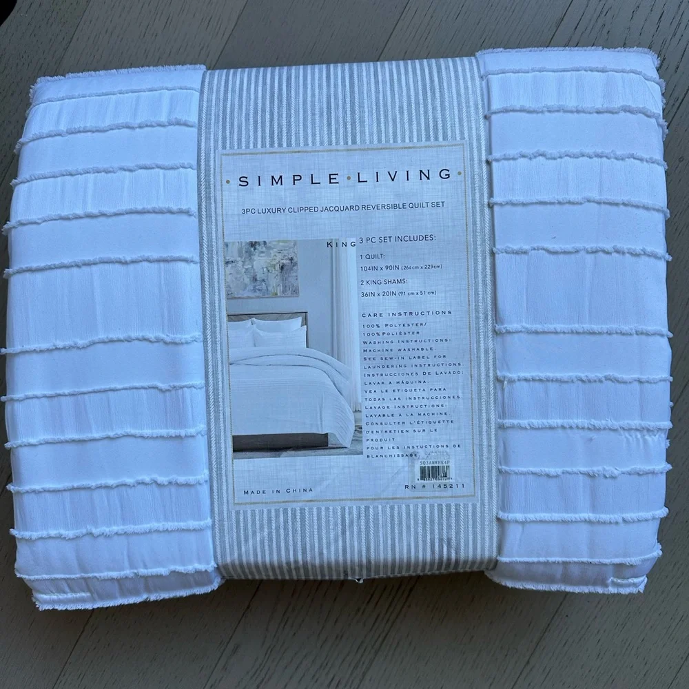White Quilt Set
